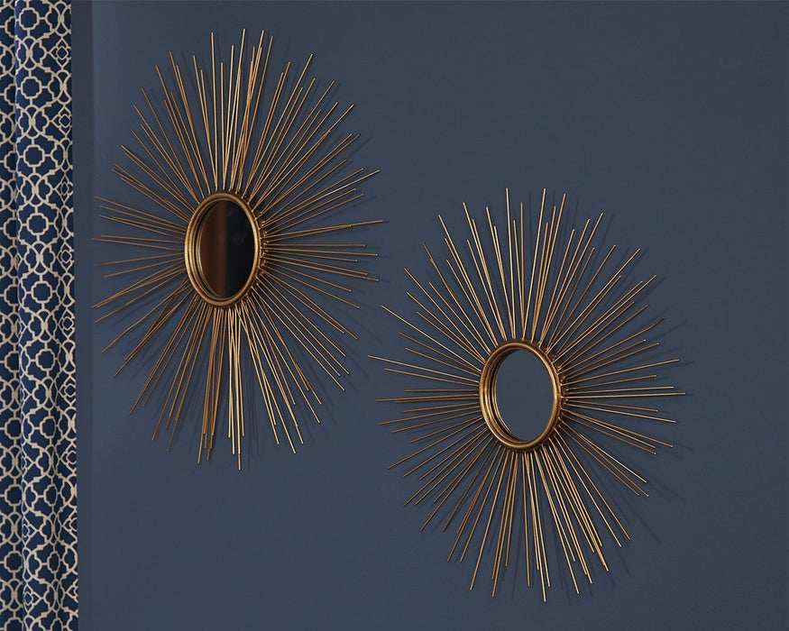 Doniel - Antique Gold Finish - Accent Mirror Set