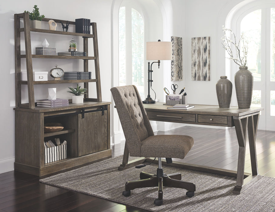 Luxenford - Grayish Brown - Home Office Large Leg Desk