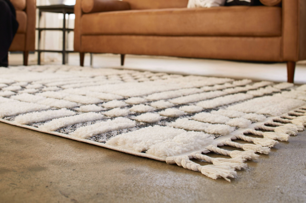 Oladon - Black / Gray / Ivory - Medium Rug