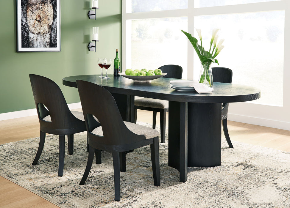 CLEARANCE: Rowanbeck - 5PC Dining Room Set