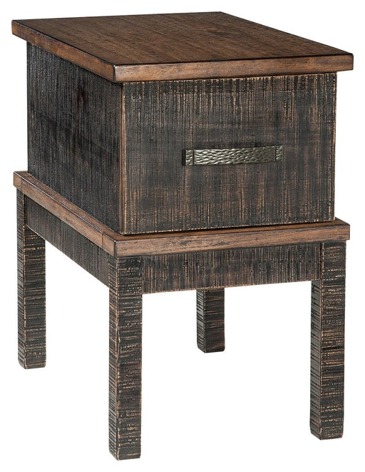 Stanah - Brown / Beige - Chair Side End Table Cleveland Home Outlet (OH) - Furniture Store in Middleburg Heights Serving Cleveland, Strongsville, and Online
