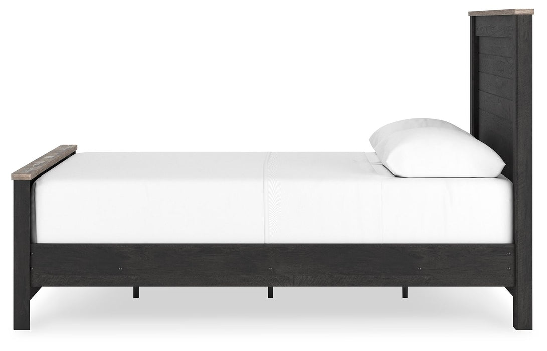 Nanforth - Panel Bed