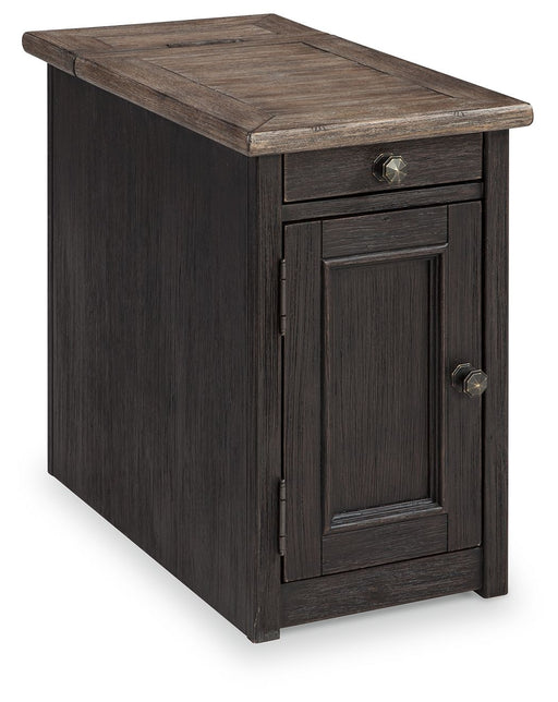 Tyler - Grayish Brown / Black - Chair Side End Table Cleveland Home Outlet (OH) - Furniture Store in Middleburg Heights Serving Cleveland, Strongsville, and Online