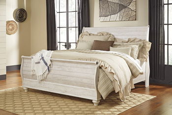 Willowton - Whitewash - King Sleigh Footboard With Faux Plank Design Cleveland Home Outlet (OH) - Furniture Store in Middleburg Heights Serving Cleveland, Strongsville, and Online