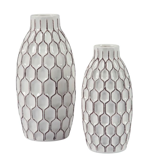 Dionna - White - Vase Set Cleveland Home Outlet (OH) - Furniture Store in Middleburg Heights Serving Cleveland, Strongsville, and Online